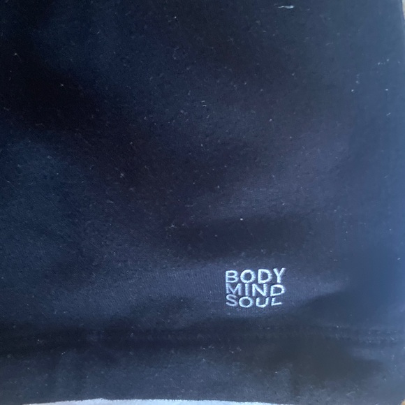 Body Mind Soul - Picture 2 of 4